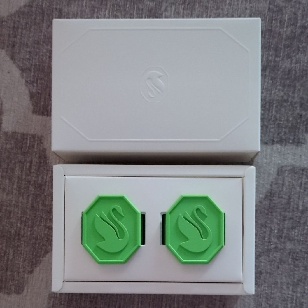 Swarovski Vibrant Green Display Box